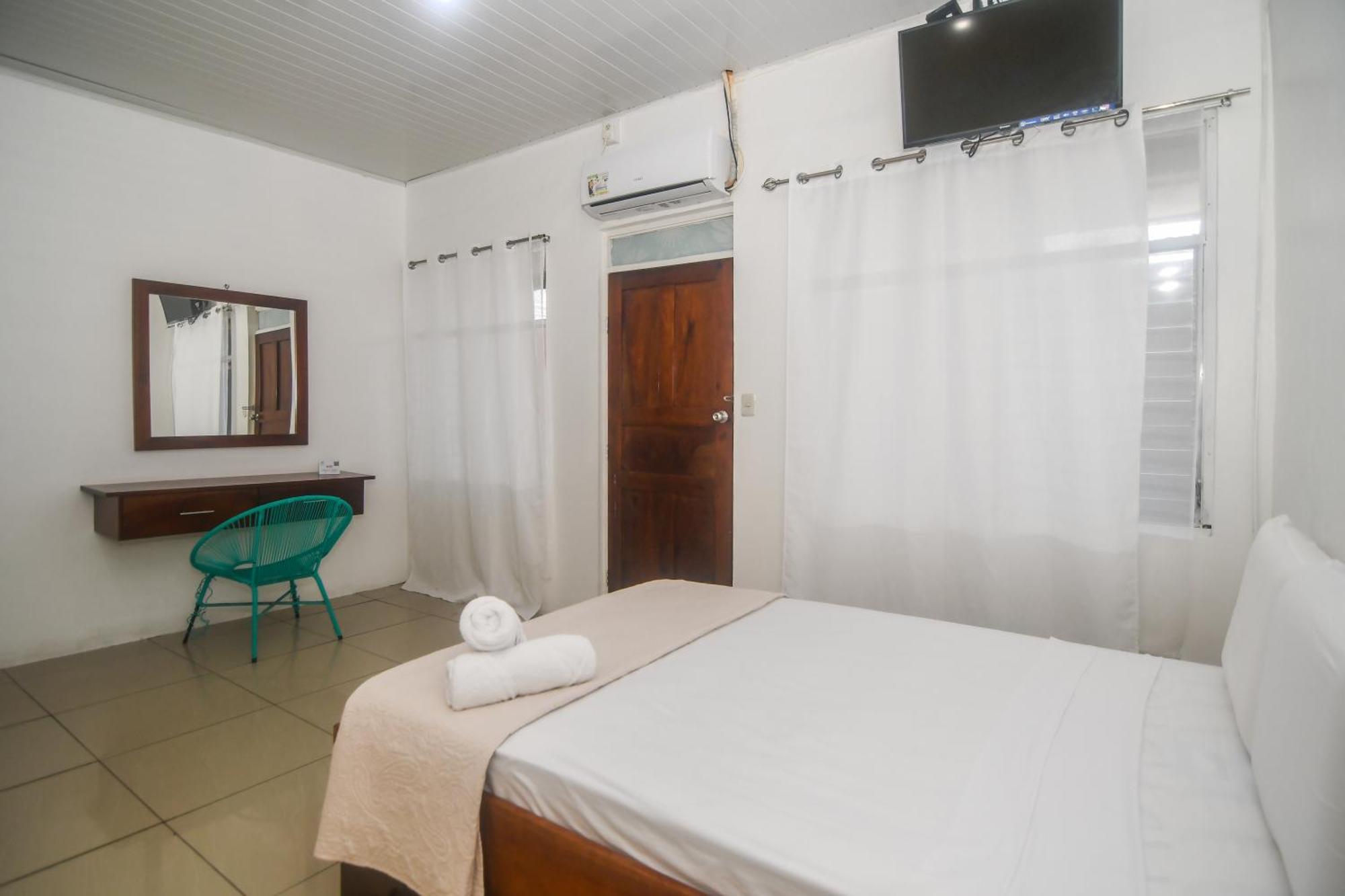 Puntarenas Bed & Coffee By Aldea Hotel Exterior foto